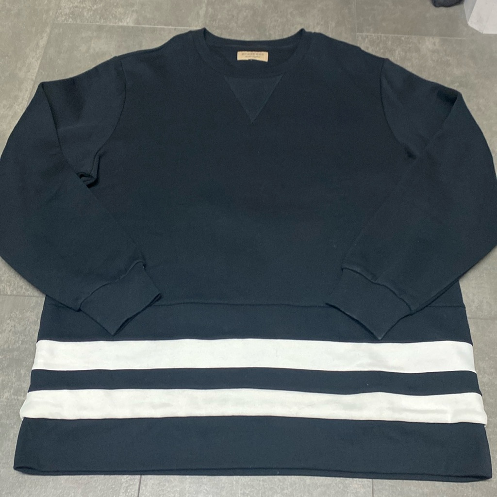 Authentic Burberry Nwot Pull Over Sweatshirt